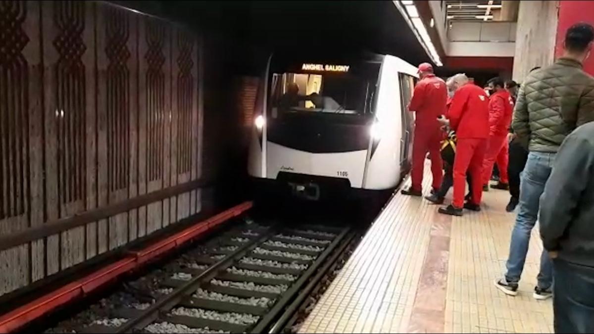 o-persoana-a-cazut-pe-sine,-in-statia-de-metrou-pacii.-metrorex-ancheteaza-o-posibila-tentativa-de-sinucidere
