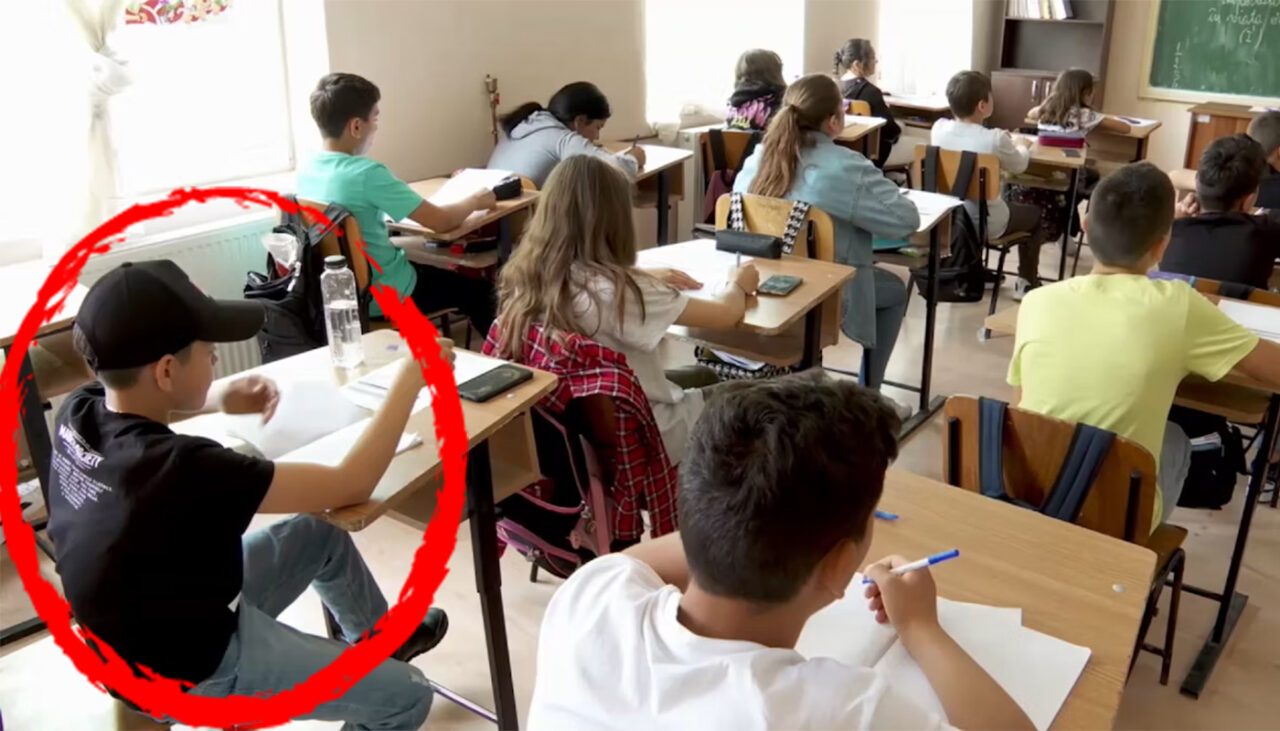 psihologii-spun-ca-toti-oamenii-care-au-stat-in-ultima-banca,-atunci-cand-erau-elevi,-au-aceasta-trasatura-comuna-acum,-la-maturitate