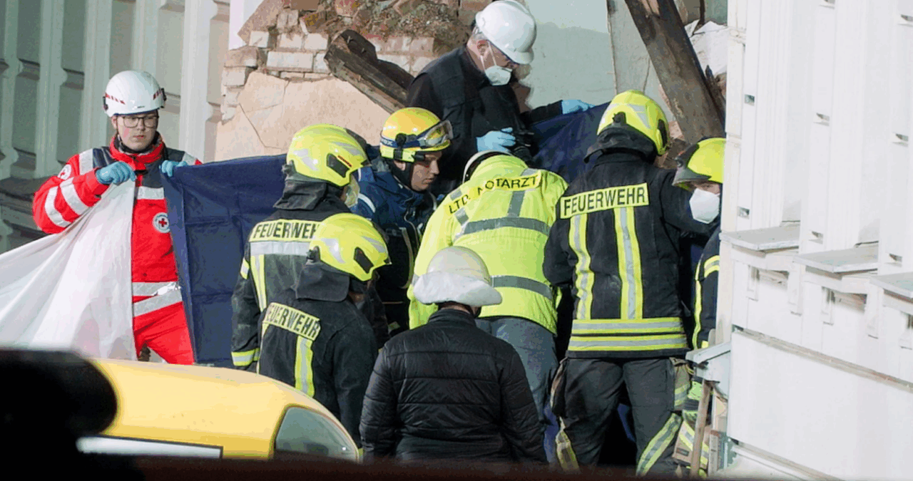 cadavrele-romancelor-ingropate-in-daramaturile-imobilului-din-gorlitz-au-fost-recuperate