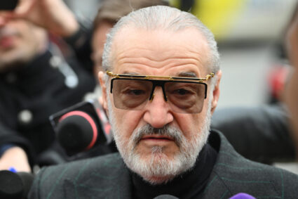 becali-arunca-bomba-despre-negocierile-pentru-guvern
