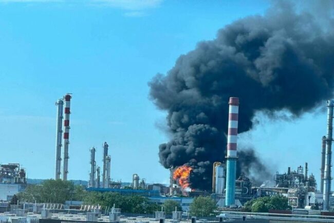 explozie-la-un-complex-petrochimic-mol-din-ungaria.-o-persoana-a-murit,-altele-sunt-ranite