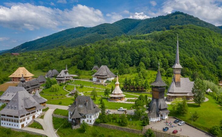 locuri-superbe-din-romania-pe-care-sa-le-vizitezi-in-vara-2026.-destinatiile-care-te-vor-face-sa-uiti-de-vacantele-din-strainatate