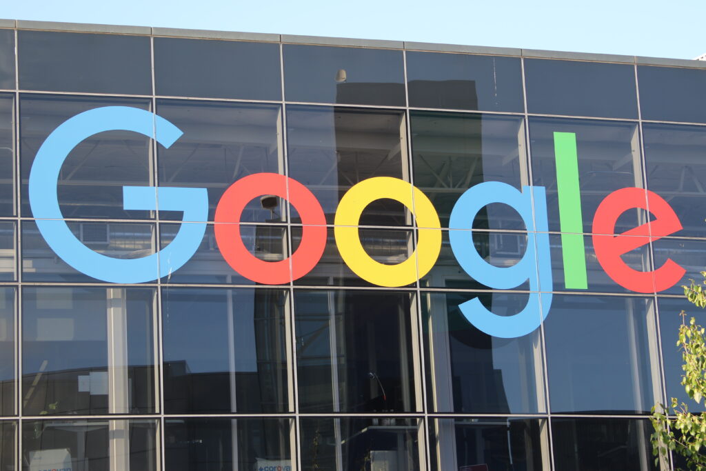 google-contesta-hotararea-unei-instante-din-sua-privind-monopolul-in-domeniul-cautarilor