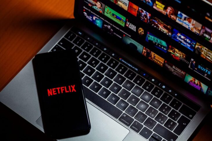 telefonul-devine-telecomanda-pentru-smart-tv:-trucul-simplu-care-te-scapa-de-nervi-cand-nu-mai-gasesti-telecomanda