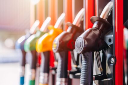 preturile-la-carburanti-in-cele-mai-vizitate-3-tari-de-catre-romani-vara.-cat-platesti-pentru-un-litru-de-benzina-in-grecia,-bulgaria-sau-turcia