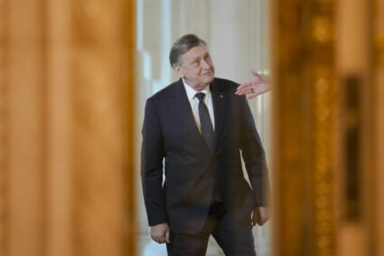 crin-antonescu:-aur-extremist?-si-eu-pot-sa-spun-partidul-extremist-usr