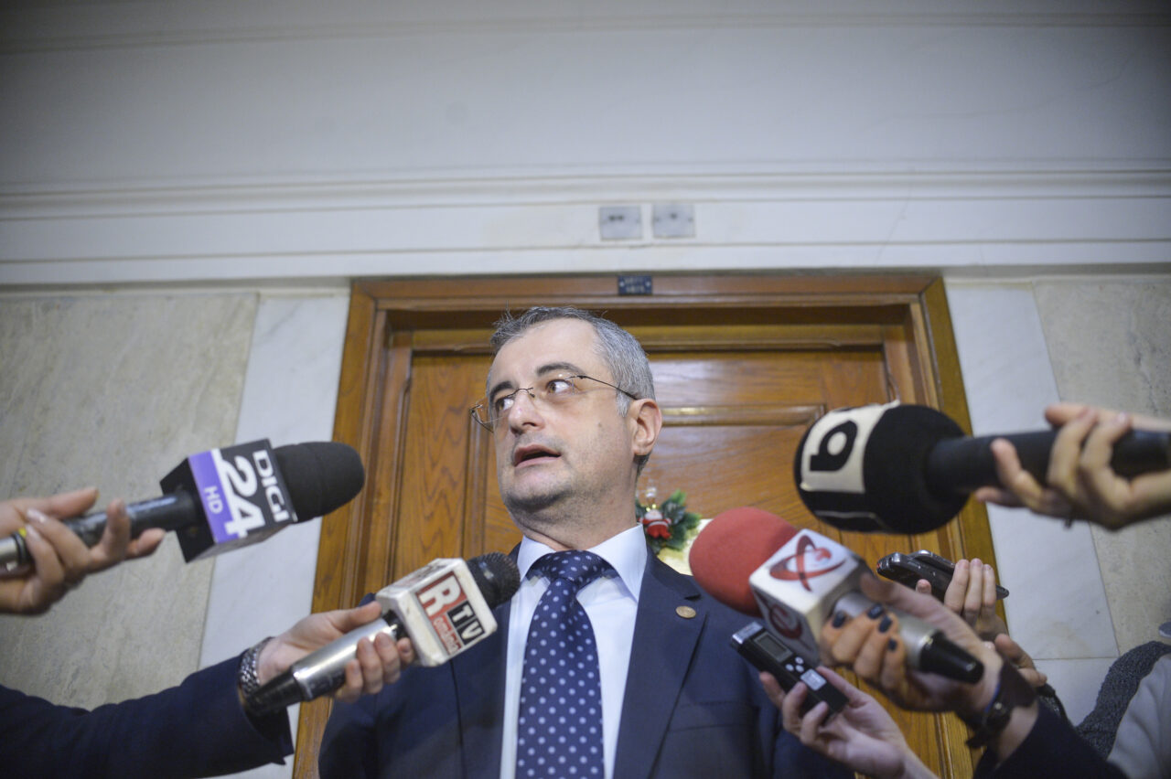 pnl-da-ultimatum-psd:-sa-vina-in-aceasta-saptamana-cu-o-solutie-la-criza-politica.-daca-nu-poate,-sa-se-dea-deoparte