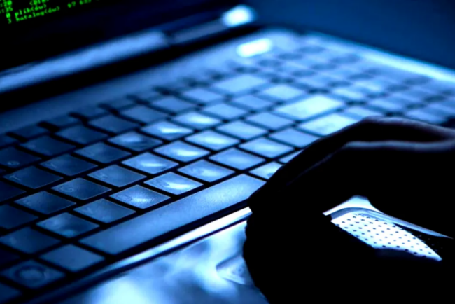accesul-iranului-la-internetul-global-incepe-sa-fie-reluat-dupa-o-intrerupere-de-88-de-zile
