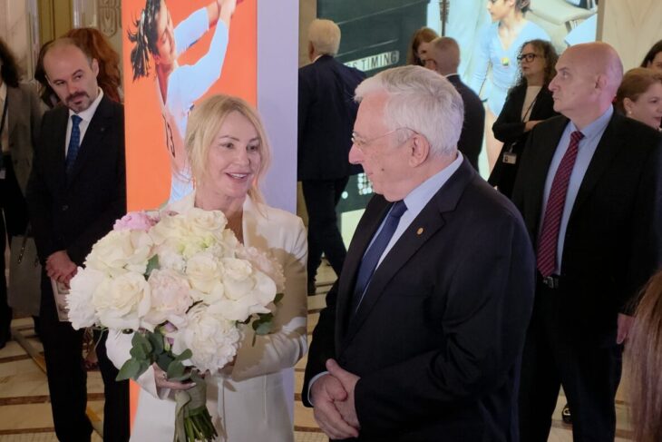ce-a-primit-nadia-comaneci-de-la-mugur-isarescu.-apoi,-discursul-guvernatorului-bnr-a-impresionat-o-profund