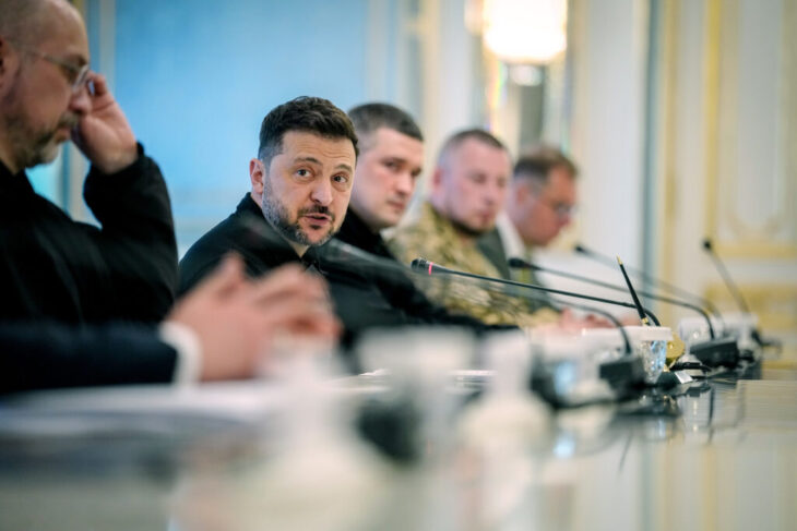 presedintele-zelenski-merge-in-suedia-pentru-discutii-privind-cooperarea-militara-si-livrarea-de-avioane-gripen