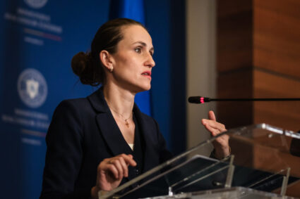 ministrul-de-externe-cere-cresterea-presiunii-asupra-federatiei-ruse