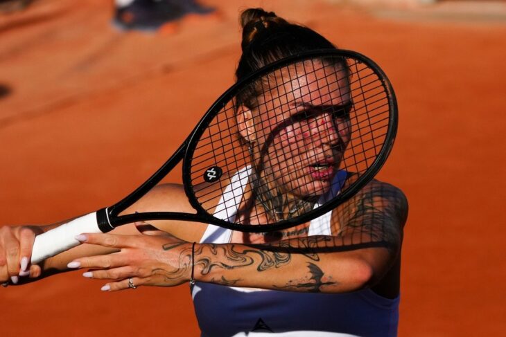 jucatoarea-din-ucraina-a-rabufnit-la-roland-garros:-steagul-rusiei-e-ca-zvastica,-e-un-simbol-al-terorii!