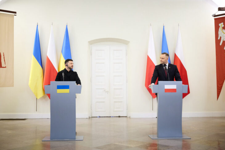 fisuri-intre-varsovia-si-kiev:-presedintele-poloniei-vrea-sa-i-retraga-lui-zelenski-o-decoratie