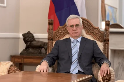 consulul-general-al-rusiei-are-la-dispozitie-72-de-ore-sa-paraseasca-romania.-bucurestiul-inchide-consulatul-si-il-convoaca-pe-ambasador-la-mae