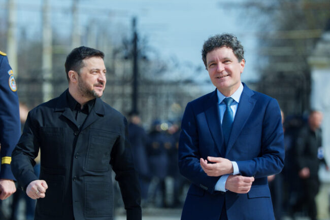 „ucraina-este-pregatita-sa-apere-romania”.-anuntul-lui-zelenski-dupa-discutia-cu-nicusor-dan