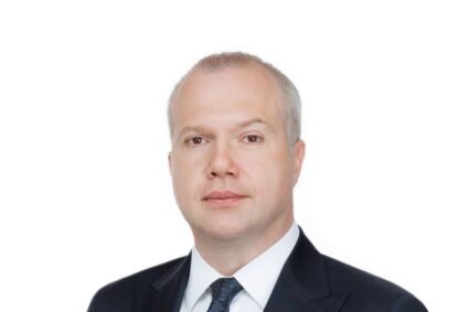 galati.-primarul-anunta-cand-se-pot-intoarce-locatarii-in-blocul-lovit-de-drona,-vizita-presedintelui-a-incurcat-planurile