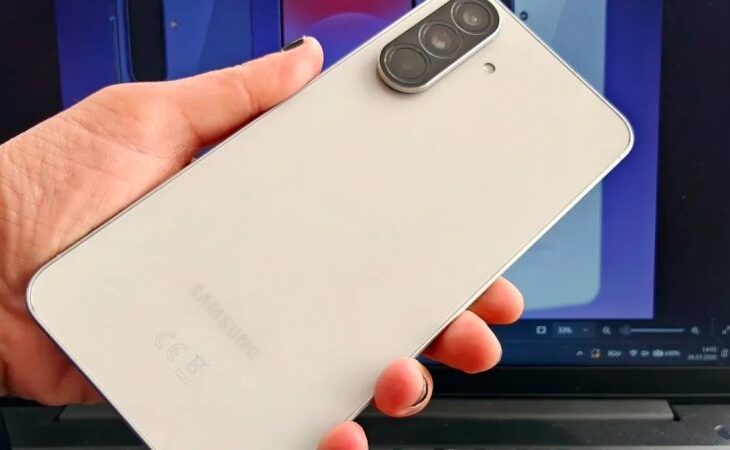 cum-conectezi-telefonul-la-televizor-ca-sa-vezi-filme:-toate-metodele-simple,-cu-sau-fara-cablu