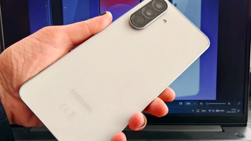 cum-conectezi-telefonul-la-televizor-ca-sa-vezi-filme:-toate-metodele-simple,-cu-sau-fara-cablu