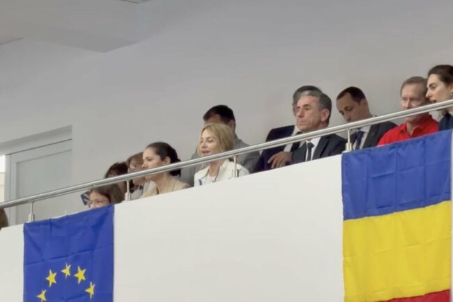 nadia-comaneci,-celebrata-ca-o-zeita-la-onesti!-imagini-si-reactii