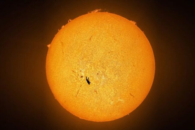 cum-ar-putea-muri-soarele-nostru.-astronomii-au-privit-in-nebuloasa-crystal-ball-si-au-vazut-viitorul-sistemului-solar