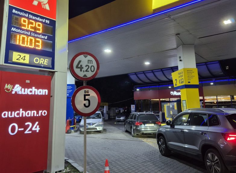 cum-a-ajuns-benzina-sa-coste-mai-mult-decat-motorina.-ce-a-dus-la-inversarea-preturilor-la-carburanti