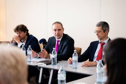 alexandru-nazare,-discutii-la-viena-cu-investitorii:-romania-poate-aspira-la-imbunatatirea-ratingului-de-tara