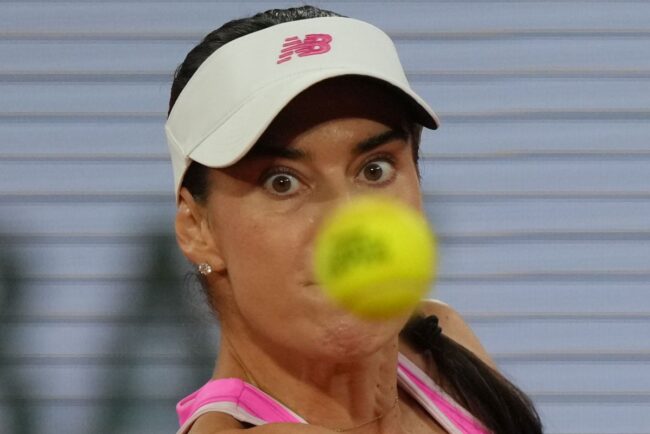 sorana-cirstea-–-mirra-andreeva-live-in-sferturile-roland-garros