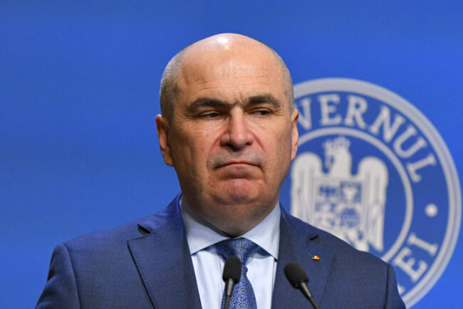 criza-politica-da-peste-cap-constitutia-la-o-luna-dupa-ce-a-fost-demis,-ilie-bolojan-ramane-la-palatul-victoria,-dar-ministrii-interimari-trebuie-sa-plece.-expertii-avertizeaza:-ce-se-intampla-n-are-nicio-legatura-cu-constitutia,-cu-democratia,-cu-nimic