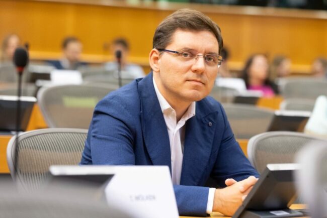 negrescu-(psd):-partidele-democratice,-cand-se-aliaza-cu-aur,-pierd-din-credibilitate