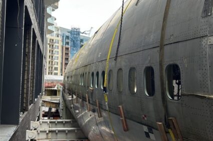 Aero1200, cartier cu un Boeing 747 montat între două turnuri