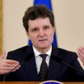 nicusor-dan,-dupa-explozia-dronei-din-portul-constanta:-pe-partea-marina,-pentru-mine,-e-un-subiect-nou.-voi-avea-o-discutie-cu-institutiile-responsabile