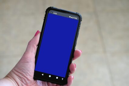 Telefoanele Android, protejate împotriva apelurilor frauduloase cu inteligență artificială