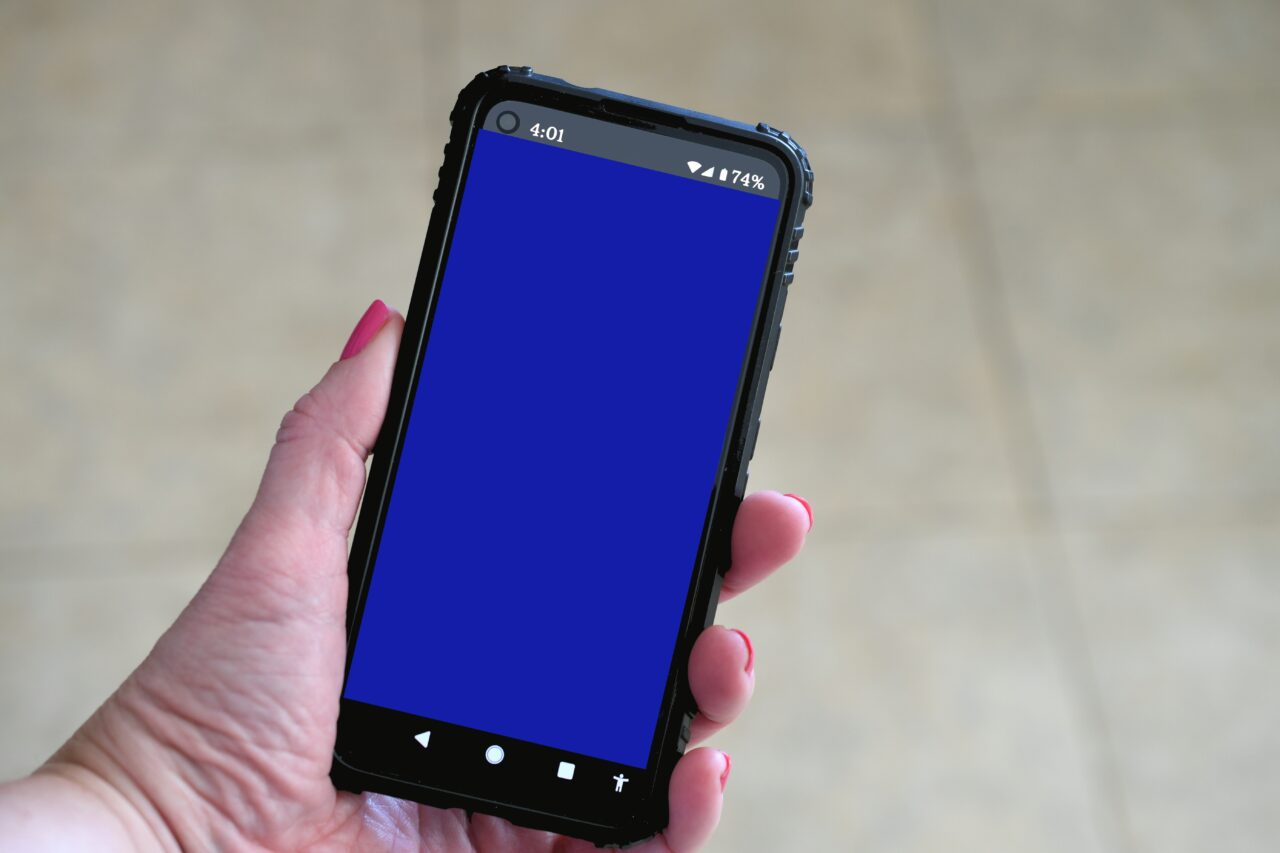 solutia-suprema:-telefoanele-android,-protejate-impotriva-apelurilor-frauduloase-cu-ajutorul-inteligentei-artificiale-capabile-sa-identifice-vocile