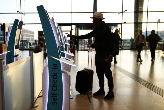 turistii-turci-invadeaza-grecia.-de-ce-nu-isi-permit-si-grecii-sa-viziteze-turcia