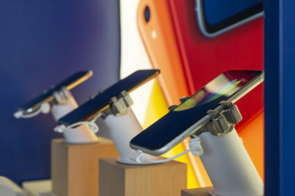 apple-a-incheiat-un-parteneriat-cu-spacex-pentru-a-aduce-mesajele-text-prin-satelit-pe-iphone-uri.-cum-se-activeaza