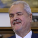 adrian-nastase,-sugestie-ironica-pentru-eugen-tomac