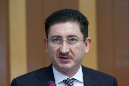presedintele-consiliului-concurentei,-bogdan-chiritoiu,-primele-declaratii-dupa-amenzile-record-aplicate-bancilor:-„deciziile-sunt-executive