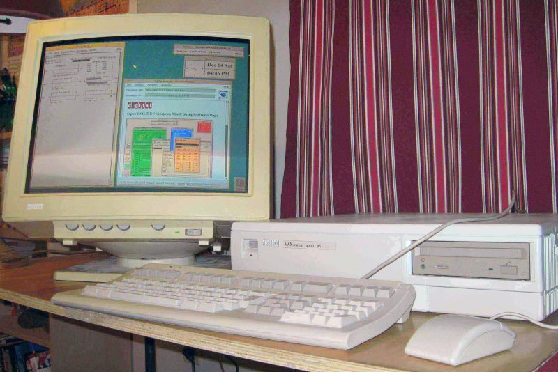 cum-a-paralizat-un-student-internetul-fara-sa-vrea.-greseala-de-cod-care-a-declansat-primul-mare-virus-online-in-1988