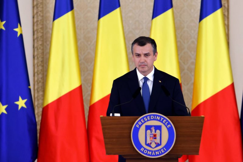 ce-se-intampla-cu-salariile-bugetarilor.-eugen-tomac,-nemultumit-de-legea-salarizarii,-una-dintre-primele-provocari-pentru-premier