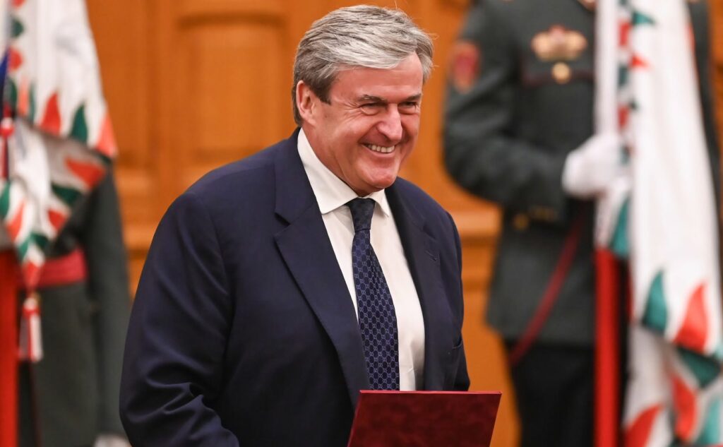 gest-fara-precedent-in-guvernul-ungariei:-un-ministru-isi-doneaza-intreg-salariul