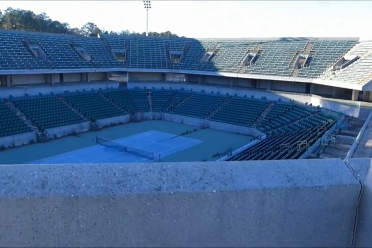 arena-de-18500.000-de-euro,-unde-au-luat-aur-olimpic-doi-mari-campioni-ai-tarii,-a-fost-demolata