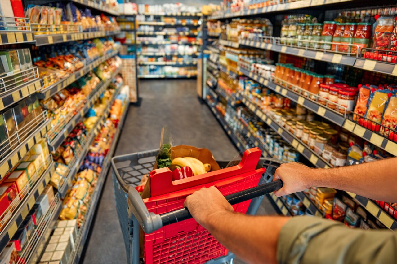 parlamentul-a-aprobat-prelungirea-plafonarii-adaosului-comercial