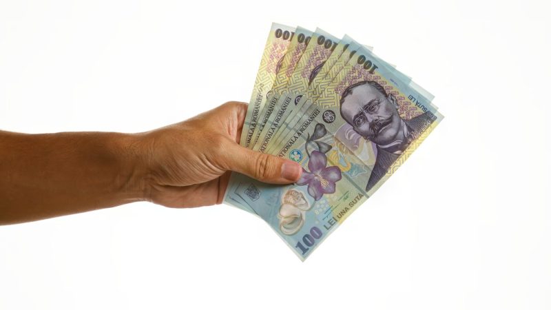 ce-este-range-ul-salarial-si-ce-se-schimba-exact-de-luna-aceasta.-ce-cred-romanii-despre-noua-lege-a-transparentei-salariale:-„un-vis”