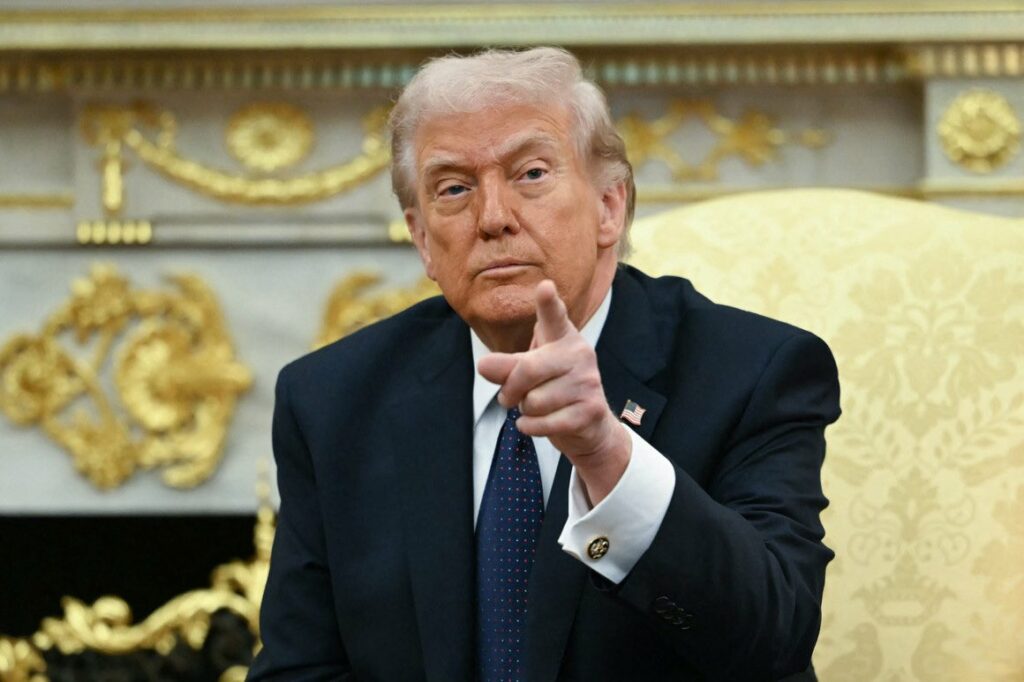 trump-anunta-ca-sua-vor-ataca-iranul-foarte-dur-in-aceasta-seara