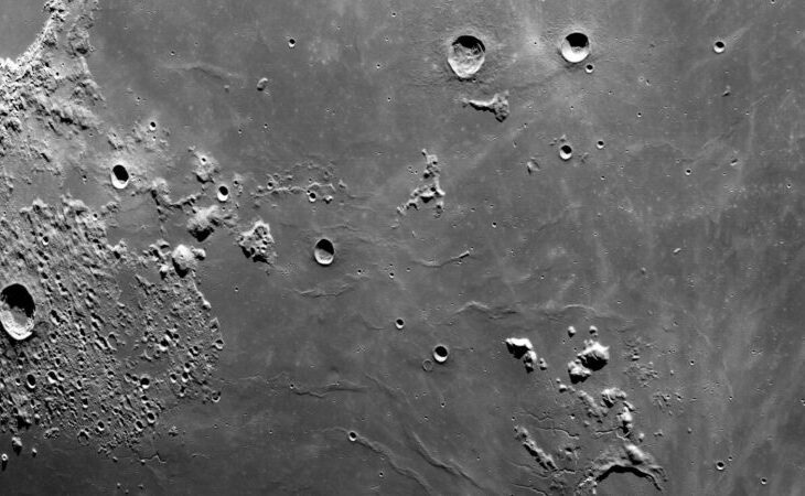 meteoritul-lunar-care-a-fost-lovit-de-trei-ori-inainte-sa-ajunga-pe-pamant.-roca-rara-ascunde-o-poveste-veche-de-miliarde-de-ani