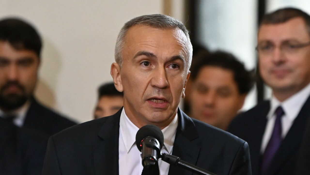 cine-este-mihai-ghyka,-inlocuitorul-lui-adrian-papahagi-la-cultura