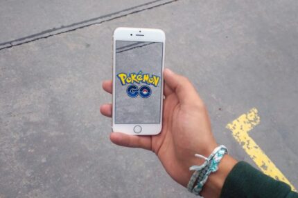 pokemon-go-ar-putea-ajuta-dronele-militare-in-zone-de-razboi.-cum-a-ajuns-un-joc-de-pe-telefon-sa-antreneze-inteligenta-artificiala