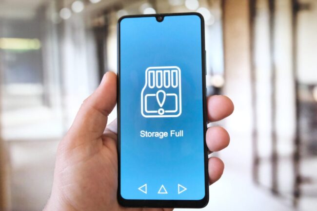 telefonul-iti-spune-ca-memoria-este-plina?-4-solutii-simple-pentru-a-elibera-spatiu-fara-sa-stergi-fotografiile-si-fisierele-important