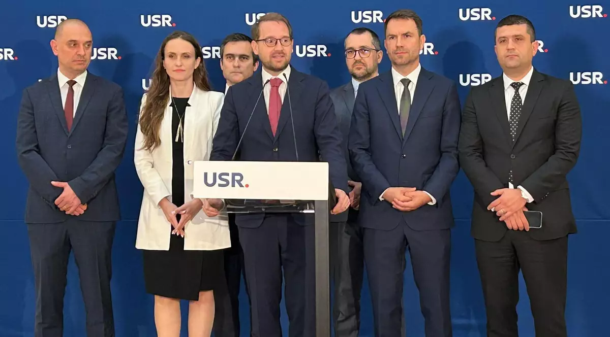 usr-a-decis-sa-nu-voteze-guvernul-tomac