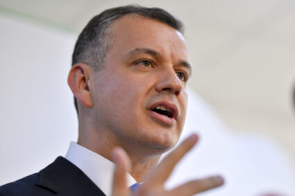 Tomac afirmă că USR își anulează propriul discurs după anunțul lui Fritz